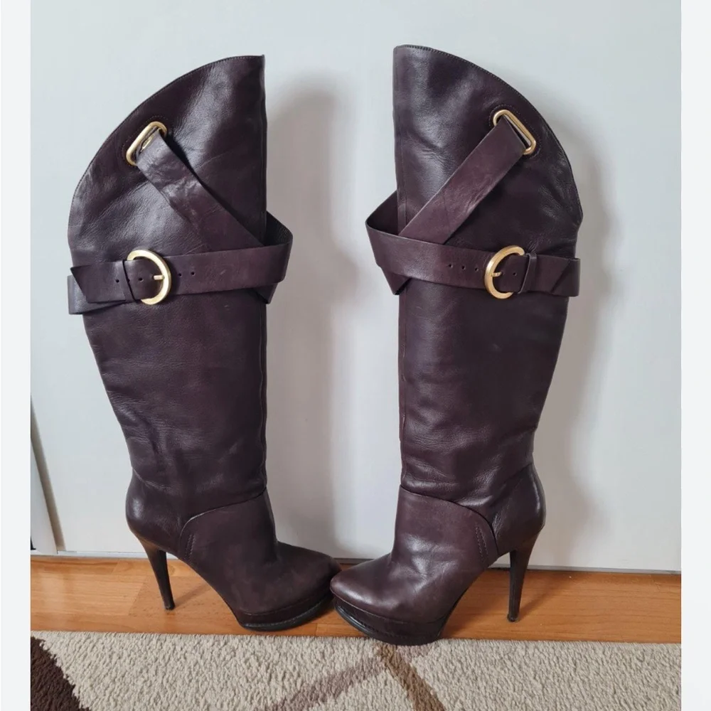 Guess by Marciano brown leather platform knee-high boots  size 7